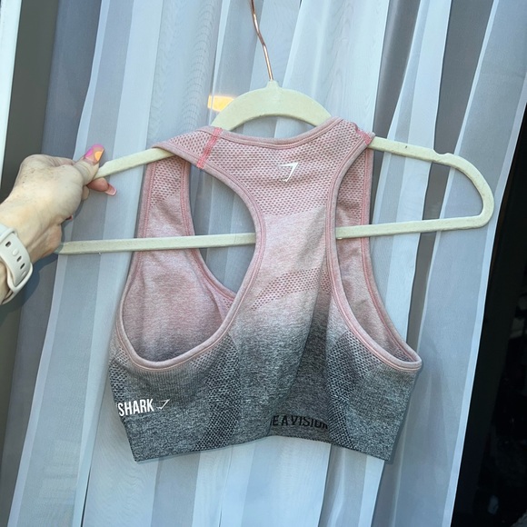 Gymshark pink and grey sports bra size M - Picture 2 of 4